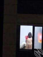 今晚再卡个点看看0