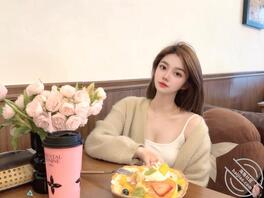 老婆在KTV当小姐，你们会点吗？