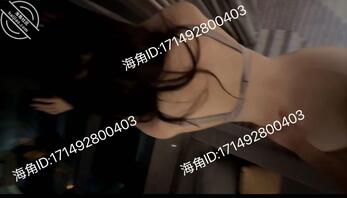 【真实原创】操喷骚到极致的极品女留学生,水声回荡整个房间2