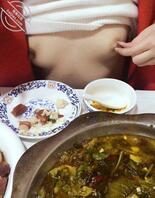 调教淫荡的少妇人妻户外露出，楼梯露出