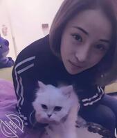 很文静秀气的短发妹纸 生活照 洗澡自拍照0