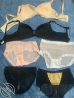 偷拍骚妻最近的原味，同时买了一个闺蜜同款的奶罩1