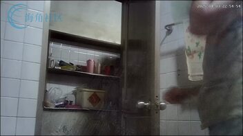 25年偷拍的大姑媽，熟女的身材真的沒話說，外加生活照，感謝各位的支持