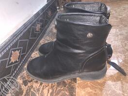 扫楼偷拍少妇靴子（9）2