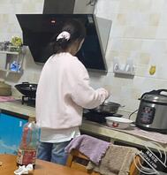 想咪操自己的妹妹2