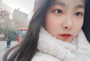 反差嫩妹骚母狗1