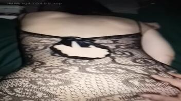 持续开发爱妻骚能力，立誓把她送上别人的床