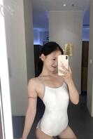 舞蹈服女孩（已成年）0