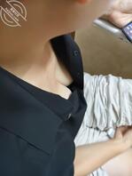偷拍妈妈的乳房0