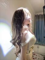 苏州的极品大长腿母狗炮友，粉穴大奶，分享给大家看看