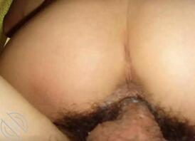 老妈被大鸡吧顶到子宫口射精2