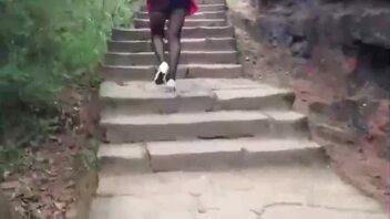 与骚妈的春天日记淫荡的母子野外黑丝乱伦无套内射