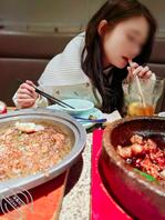 去妹妹学校找她了，带她玩了一天晚上还睡一起了2