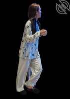 原创厕拍 一直盯着帅哥看的小姐姐0