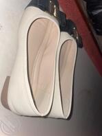 扫楼偷拍三双韵味平底鞋1