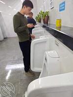 服务区上厕所无意中拍到的1