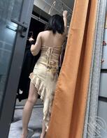 先用鸡吧蹭姐姐屁股,姐姐知道男孩子憋着不好反而帮忙自慰,真是好姐姐0