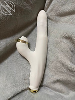 主动帮姐姐扔垃圾,搞到了姐姐的黑丝袜0