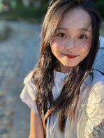 单亲爸爸喜欢上自己女儿，想要跟女儿乱伦，今天给女儿喝下有精液的牛奶0