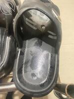 家里骚姐姐的鞋子天天被我打胶，真想把骚姐操了0