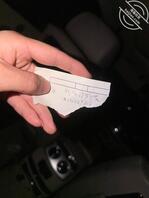 原创分享(2)钻石贴在劳斯莱斯上面操高中生小骚货，压在身下使劲宝0