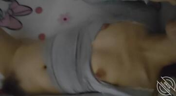 （2）哺乳期骚妻口交时被挤奶水0