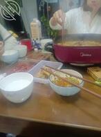 我真的快被妈妈气死了,恨不得杀了这对狗男女。2