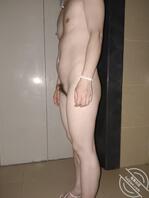 电梯口第一次全裸露出0