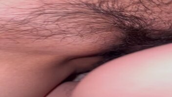 绿帽老公今晚要内射骚逼，各位海友静等新片