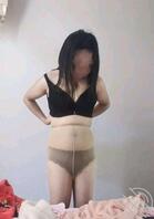 7(真实原创)强奸妹妹,妹妹逼逼水多很紧,重大突破顺利插入妹妹逼逼2