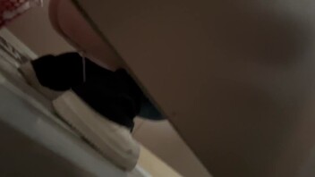 激情厕所偷拍第二弹