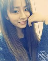 爸爸们，想知道我和闺蜜哪个更受欢迎？大家喜欢哪个？