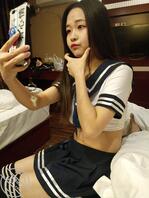 大三原创生活照加约炮自拍露脸 喜欢刺激清纯生活照反差对比约炮照性欲强2