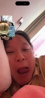 骚逼老婆孕期脱光光，视频裸聊自慰，让人对着她骚逼打飞机射在骚逼上