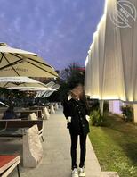 极品绿帽分享自己老婆被群p1