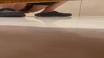 伸手那刻好慌张