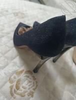 母亲田丽的高跟鞋1