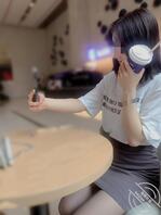 趁姐姐臭美自拍,我也偷拍几张,吐槽一句,肉逼好累啊1