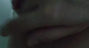 视频调教已婚母狗自慰喷水