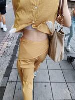 一些贫乳姐姐的日常走光图2