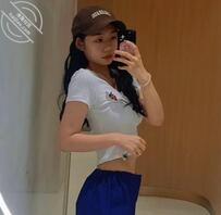 反差婊骚母狗自拍曝光0