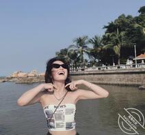 四川泸州母狗黄心雨在桂林上大学 喜欢被后入和被意淫0