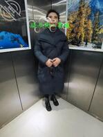 风衣下的光屁股成都女人1