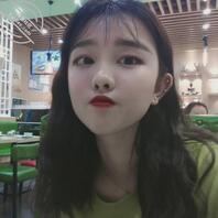 女友自拍给我看0