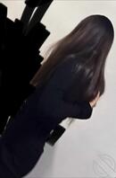 嫂子来我家住一晚，拍几张生活照，身材是真不错啊，细高挑0