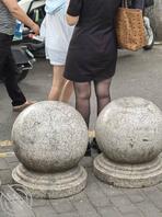 街拍黑丝少妇