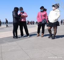 道外江边按摩这帮老逼出来了2