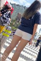 真实偷拍女大学生，大家觉得她的腿怎么样？ 0