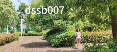 被发现随地尿尿