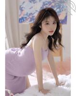 深夜发出自己的小穴照片，有缘人进来看看吧